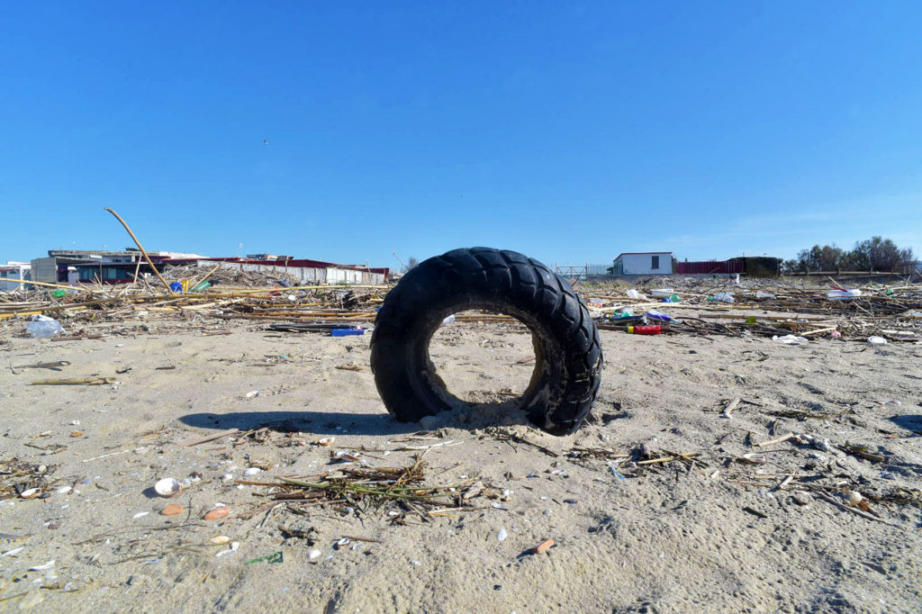 Trashchallenge, Trashtag, challenge, Instagram, Facebook, Twitter, YouTube, sfida, virale, ambiente, rigiuti, inquinamento, riscaldamento globale, cambiamenti climatici, Energy Close-up Engineering