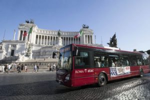 roma, metro, atac, bus, plastica, PET, riciclo, cipro, piramide, san giovanni, recupero, coripet, idee, economia, circolare