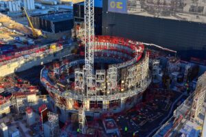 ITER, fusione nucleare, nucleare, energia, reattore, impianto, ENEA, Italia, progetto, tecnologia, innovazione, cavi, conduttori, temperatura, campo magnetico, plasma, elettricità, Energy Close-up Engineering