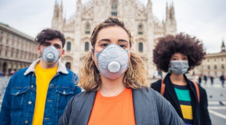 Allarme smog a Milano: ieri era la terza città con la peggiore qualità dell’aria al mondo